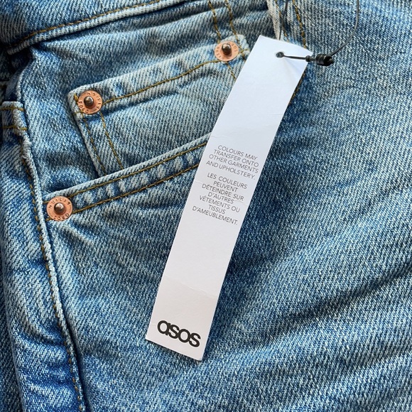 ASOS DESIGN Petite high rise '70s stretch flare jeans in midwash - Picture 4 of 6
